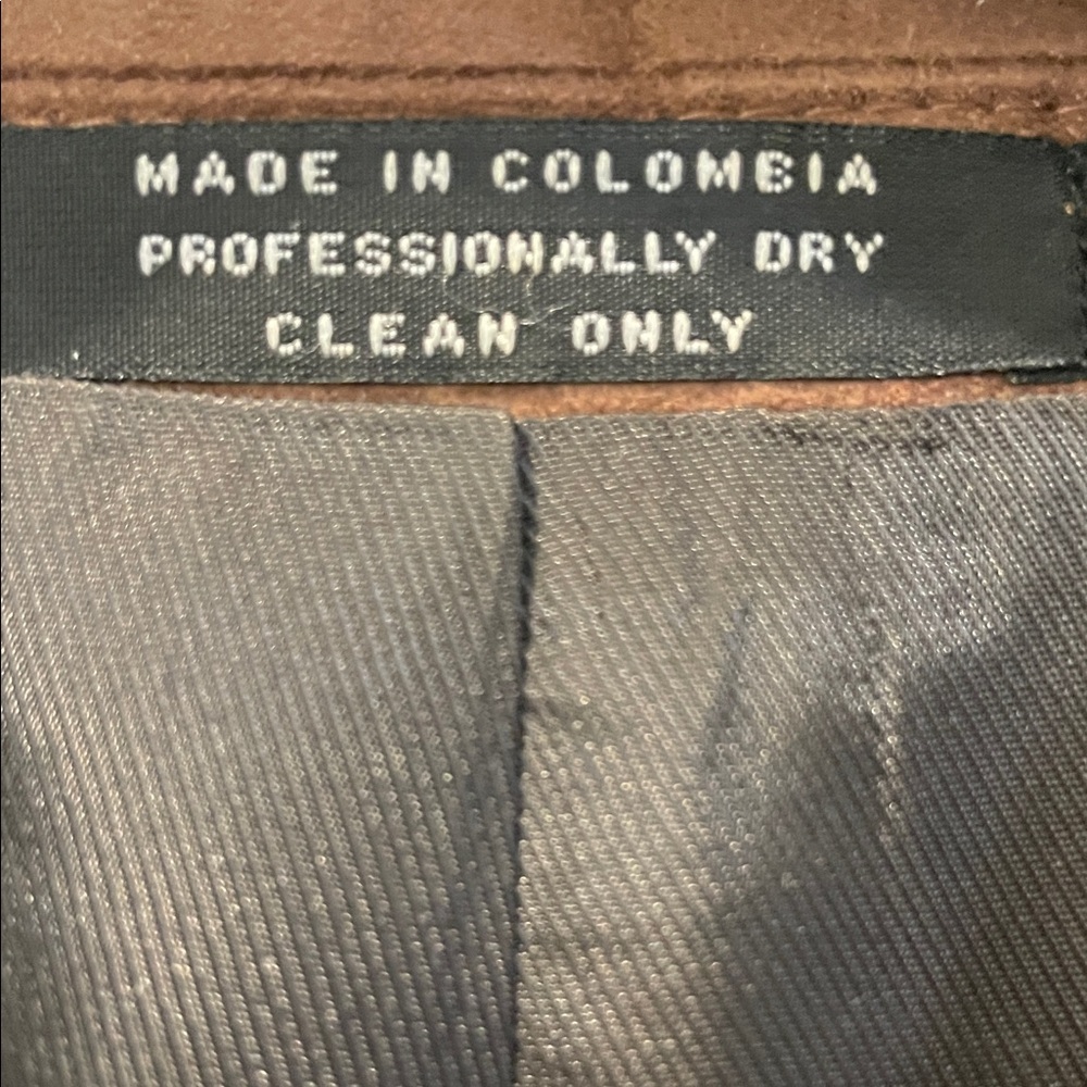 Elegant Brown Faux Suede Men's Blazer - Picture 3 of 7